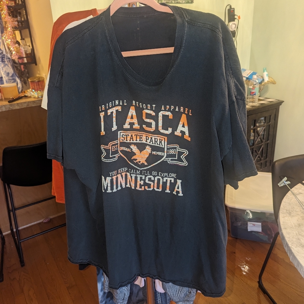 🤎Distressed Itasca tee